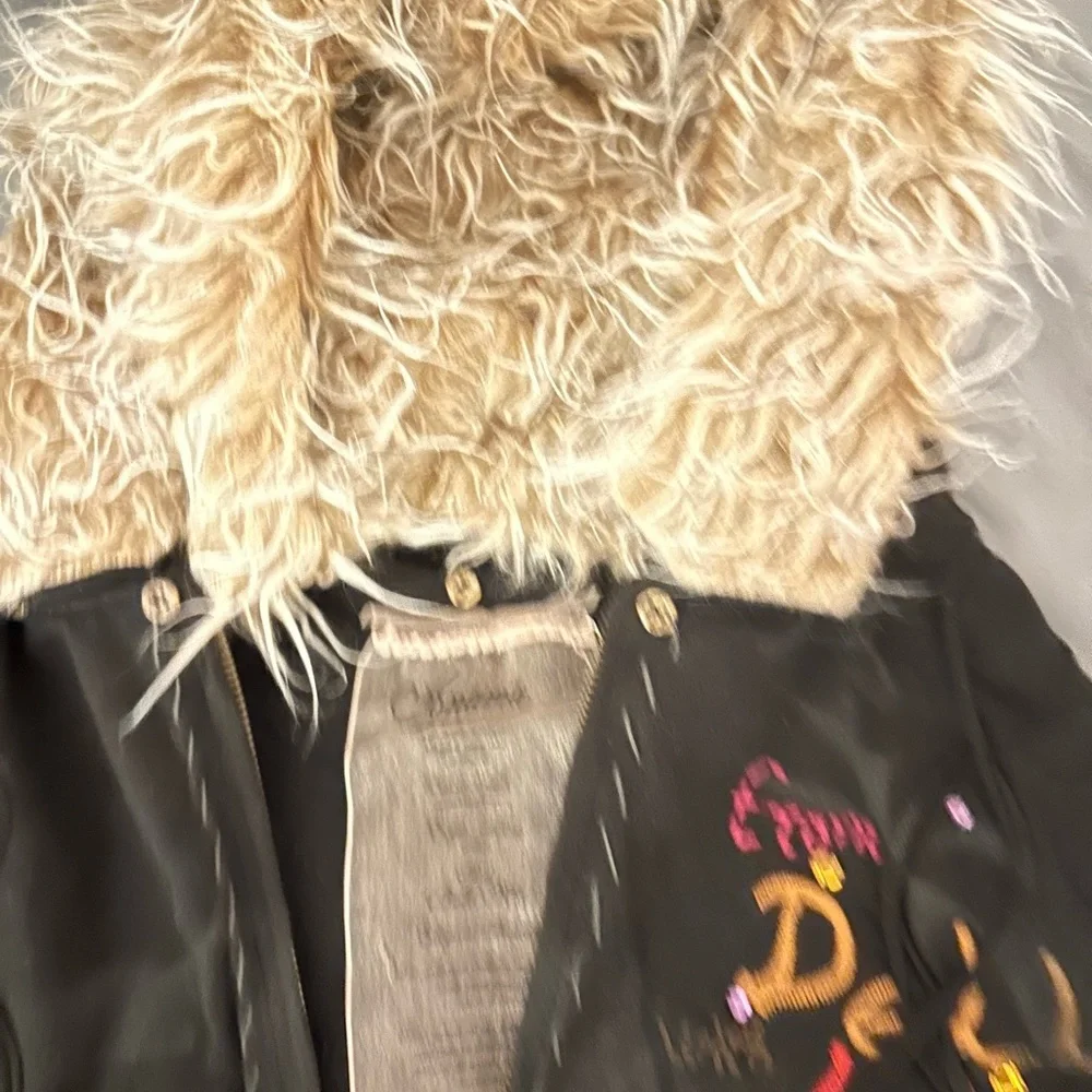 Boutique unique jacket - Picture 2 of 6